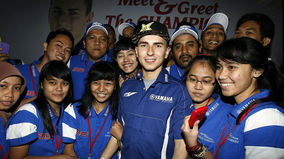 Jorge Lorenzo wird in Indonesien gefeiert, Foto: Yamaha