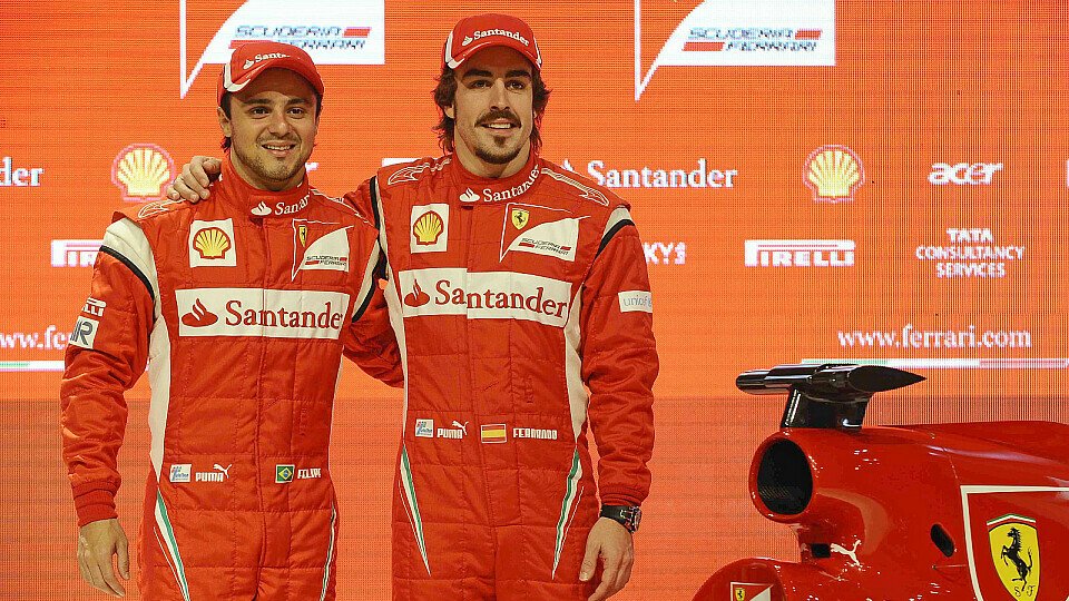 Fernando Alonso ist mit dem F150 bislang zufrieden, Foto: Ferrari