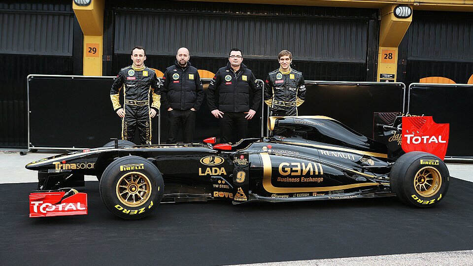Lotus Renault setzt auf schwarz und gold, Foto: Sutton Lotus Renault setzt auf schwarz und gold, Foto: Sutton