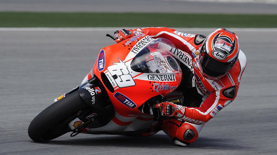 Nicky Hayden hätte den ersten Testtag schon gern etwas besser abgeschlossen als auf dem 13. Rang., Foto: Ducati