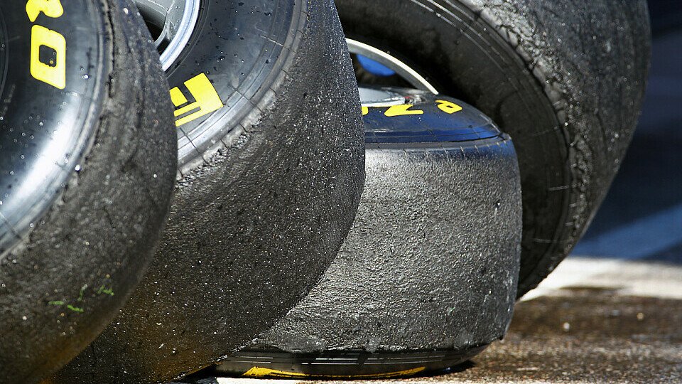 Pirelli: Teams müssen mit Reifen klar kommen, Foto: Sutton