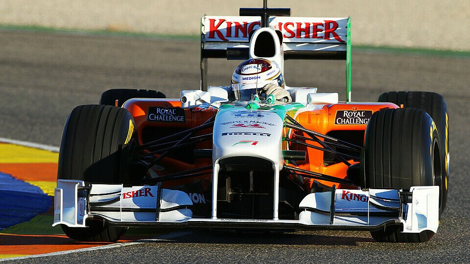 In Valencia war Adrian Sutil noch im alten VJM03 unterwegs, Foto: Sutton