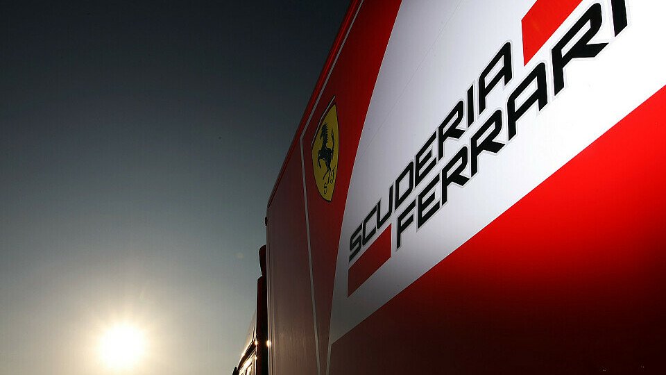 Luca Marmorini lässt kein gutes Haar an Ferrari, Foto: Sutton