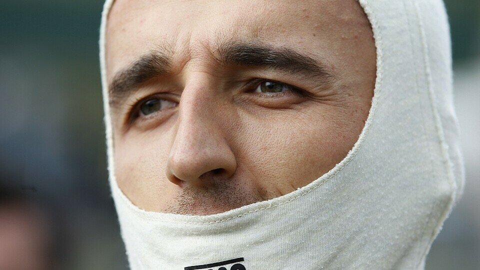 Kubica testet für Mercedes, Foto: Lotus Renault