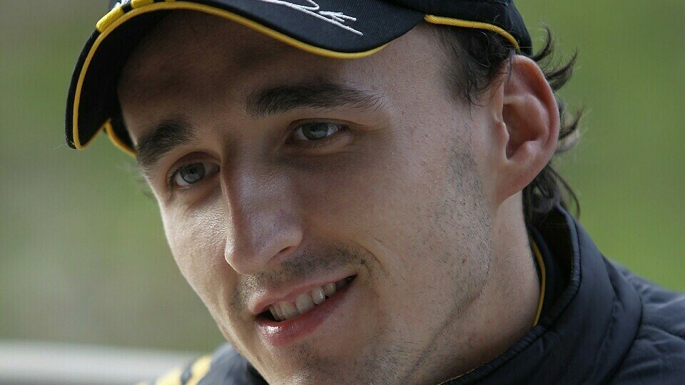 Robert Kubica könnte für Renault beim offiziellen Test in Ungarn im Cockpit sitzen, Foto: Lotus Renault