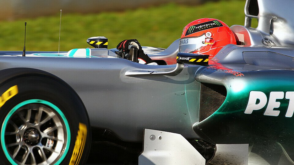 Michael Schumacher ist mit seinen beiden Testtagen zufrieden, Foto: Sutton
