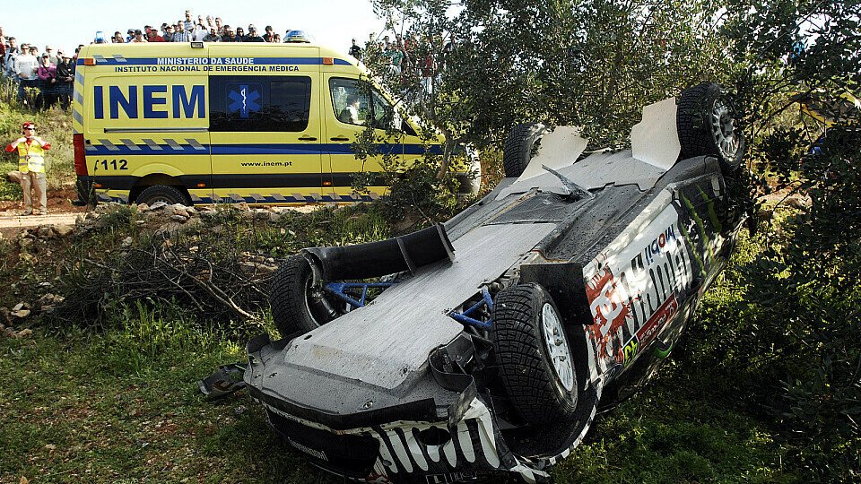 Ken Block baute zum Auftakt der Rallye Portugal einen heftigen Unfall, Foto: Sutton