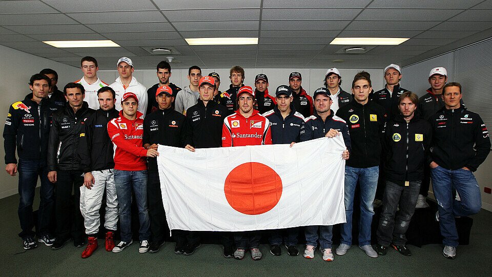 Die Formel-1-Piloten haben sich seit der Atomkatastrophe in Japan für das Land stark gemacht - im Oktober will man nun selbst nach Suzuka zurückkehren, Foto: Sutton