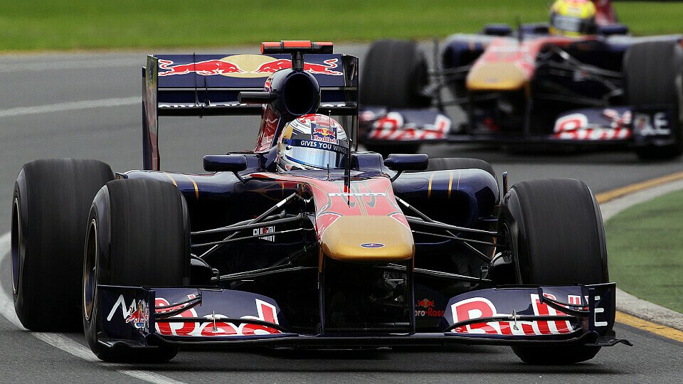 Sebastien Buemi ärgerte sich über den Rempler von Jaime Alguersuari, Foto: Sutton