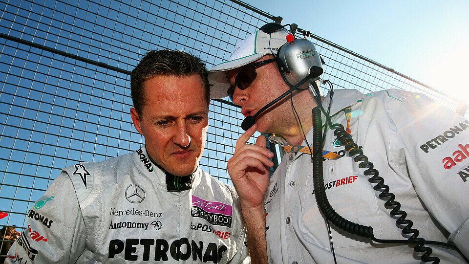 Noch hat Michael Schumacher keine Gespräche mit dem Team über eine gemeinsame Zukunft geführt - bei Mercedes ist man aber ohnehin zufrieden, Foto: Sutton