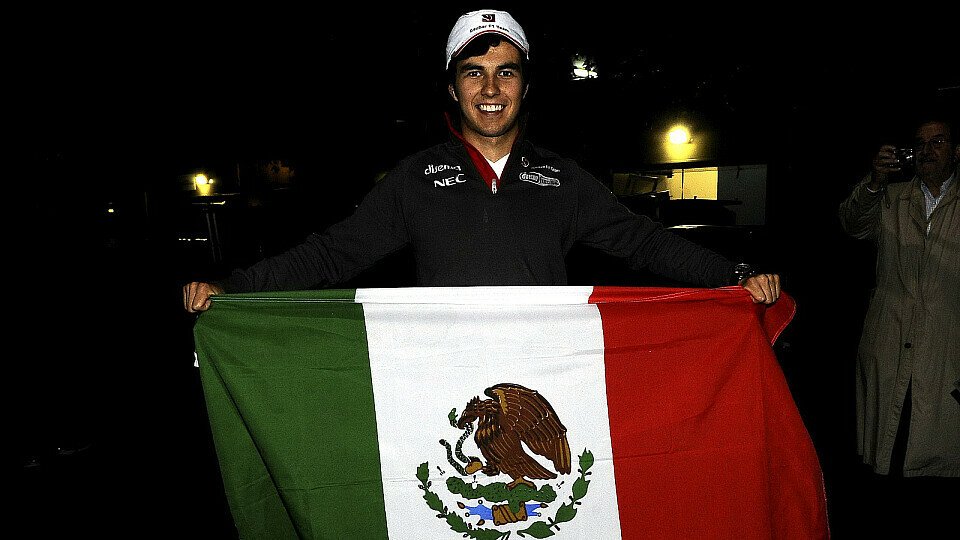 Sergio Perez kann seinen Heim GP 2015 in Mexiko kaum erwarten, Foto: Sutton