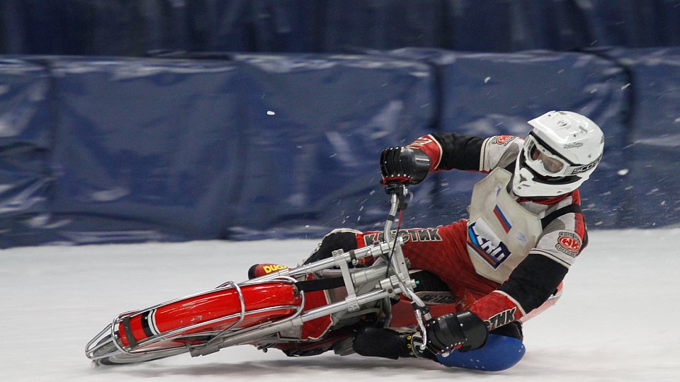 Eisspeedway hilft gegen winterliche MotoGP-Entzugserscheinungen, Foto: adrivo sportpresse/Gusche
