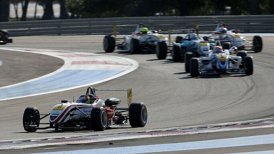Roberto Merhi hat das zweite Saisonrennen gewonnen, Foto: F3 EuroSeries Roberto Merhi hat das zweite Saisonrennen gewonnen, Foto: F3 EuroSeries
