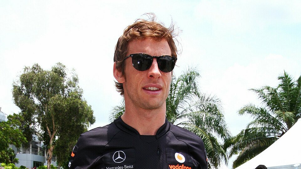 Jenson Button bleibt cool: Die Hitze macht ihm nicht so zu schaffen - die Reifen aber umso mehr, Foto: Sutton