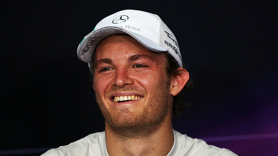 Nico Rosberg fährt weiterhin für Mercedes GP, Foto: Sutton