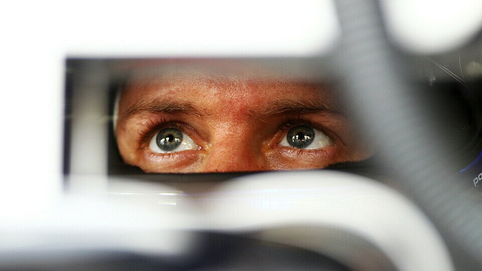 Vettel sieht noch verbesserungsbedarf, Foto: Sutton