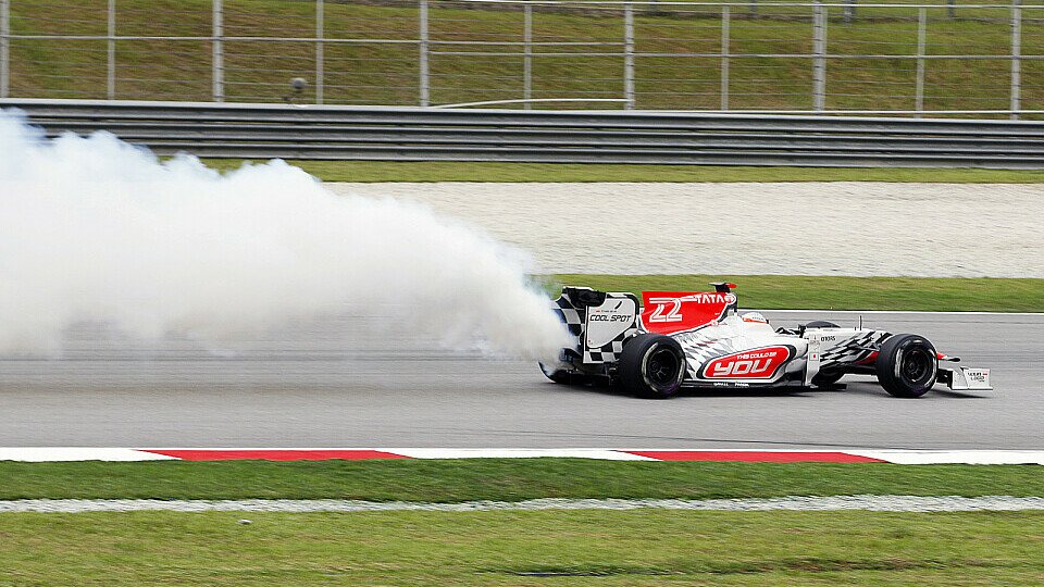 Der Rauch bei HRT sah dramatischer aus als er war, Foto: Sutton