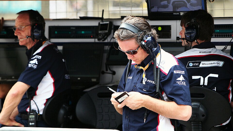 Den Platz am Williams-Kommandostand übernehmen bald die Nachfolger - Sam Michael zieht es zu McLaren, Foto: Sutton