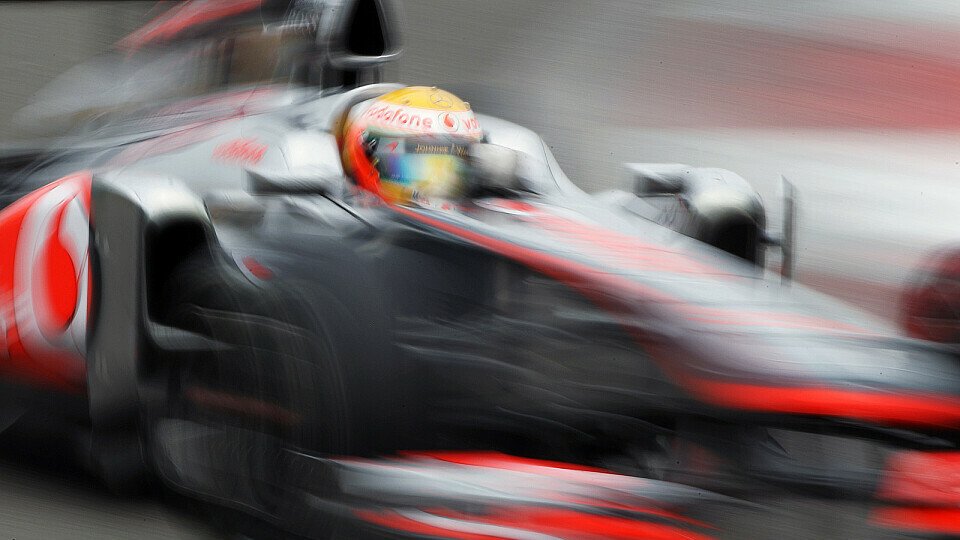 Lewis Hamilton achtete auf die Reifen, Foto: Sutton