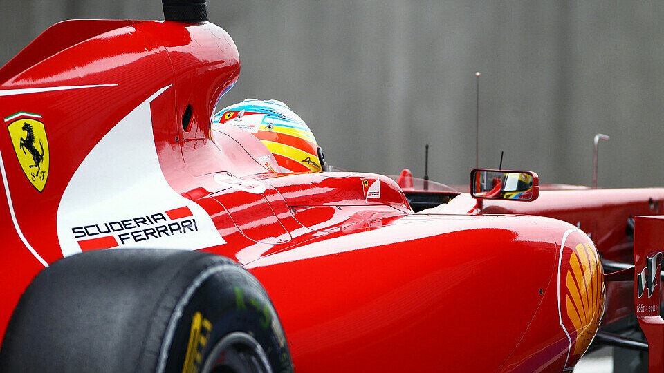 Fernando Alonso erwartet sich am Sonntag weiter vorne, Foto: Sutton