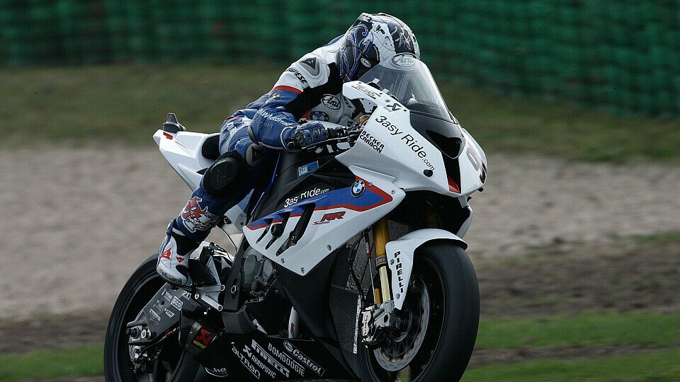 Haslam setzte sich im ersten Qualifying doch noch durch, Foto: BMW Motorrad