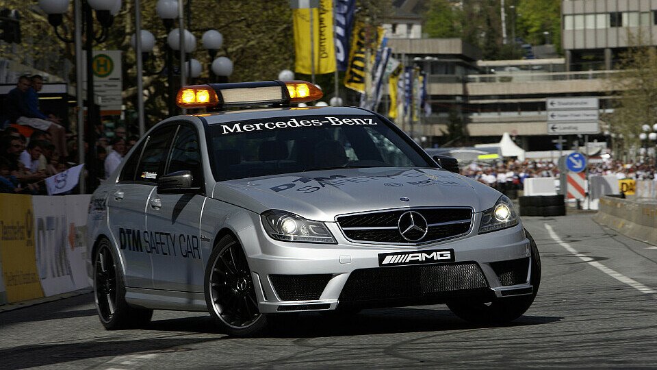 Mercedes bringt den C 63 AMG als Safety Car an die Strecke, Foto: Mercedes-Benz