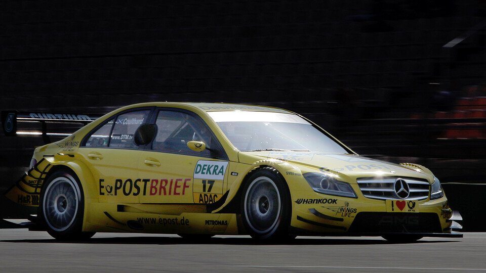 David Coulthard in seiner Postkutsche, Foto: Red Bull/GEPA