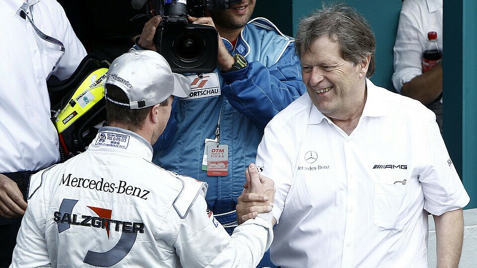 Norbert Haug freut sich mit Ralf Schumacher, Foto: DTM