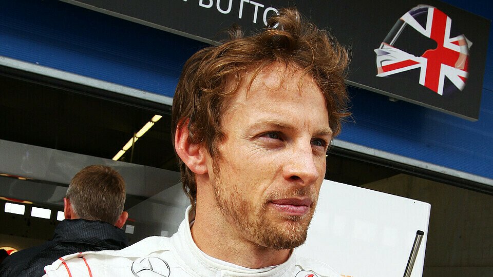 Button: McLaren gibt niemals auf, Foto: Sutton