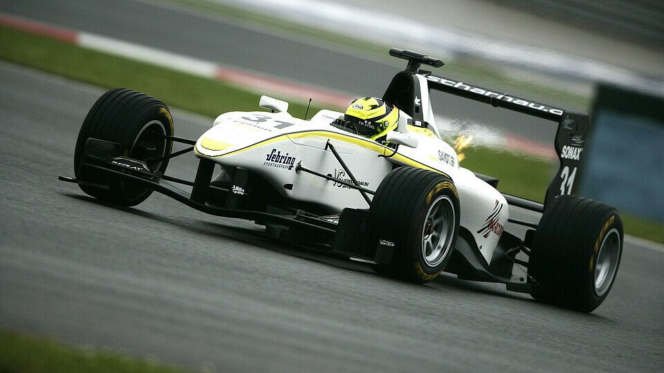 Nigel Melker hat den Auftakt der GP3-Serie gewonnen, Foto: GP3 Series