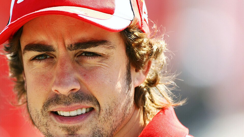 Alonso holt ersten Podestplatz der Saison, Foto: Sutton