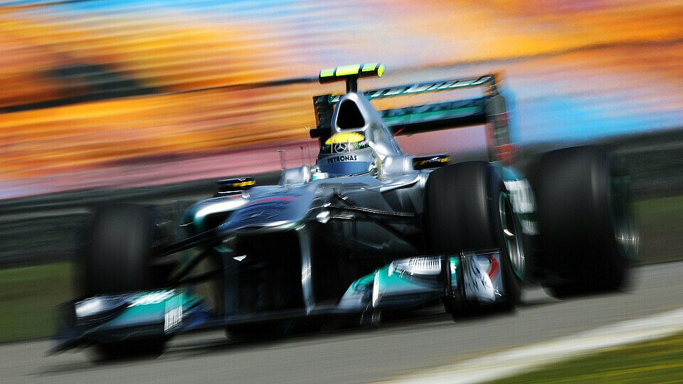 Nico Rosberg wird am Sonntag genug Benzin im Auto haben, Foto: Sutton