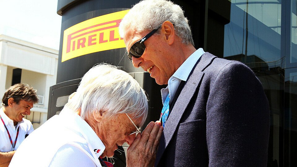Bernie Ecclestone ist Pirelli-Boss Marco Tronchetti offensichtlich dankbar, Foto: Sutton