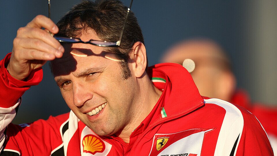 Stefano Domenicali: Von der Sonne geblendet, nicht von Erfolg - diesen haben im Moment nur die Jungs von Red Bull, Foto: Sutton