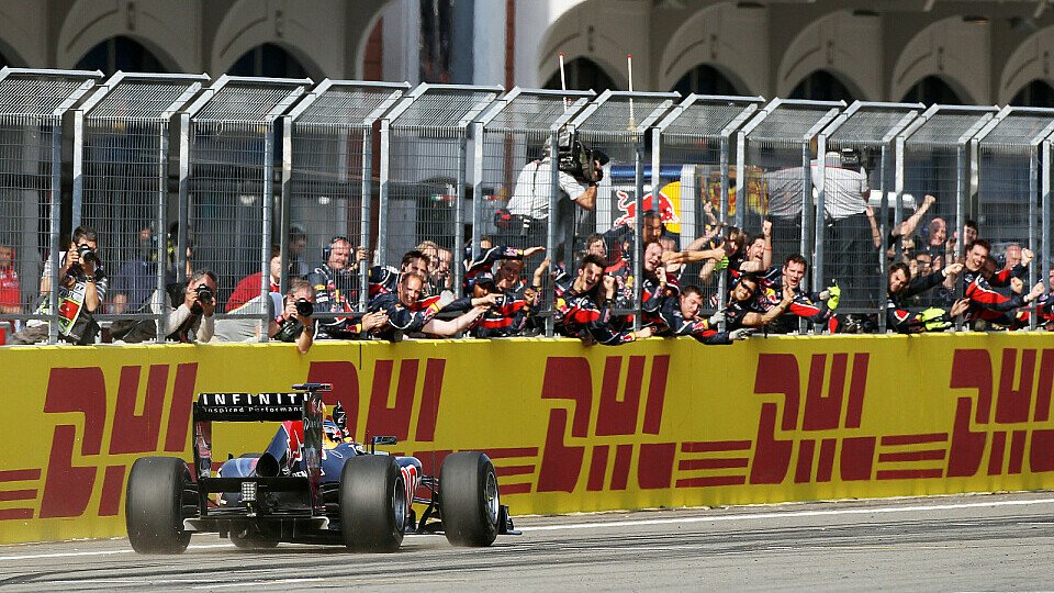 Sebastian Vettel war nie in Gefahr, Foto: Sutton