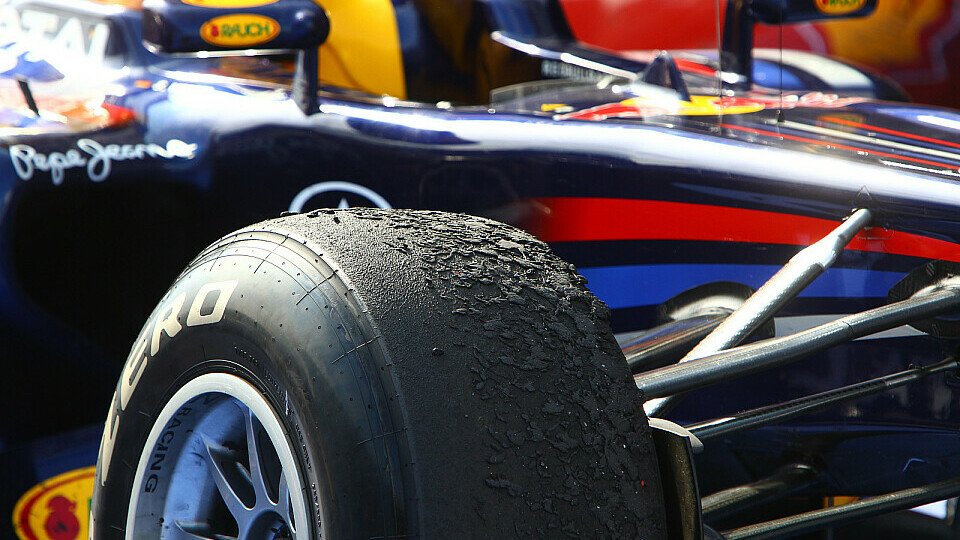 Pirelli will in Zukunft zwei bis drei Stopps pro Rennen sehen, Foto: Sutton