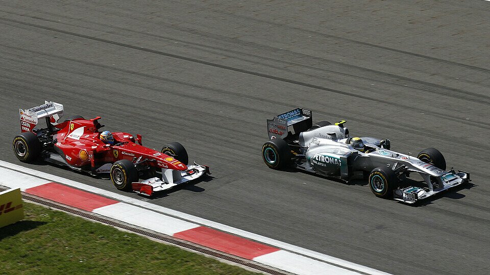 Wer wird zuerst Weltmeister: Fernando Alonso oder Nico Rosberg?, Foto: Mercedes-Benz