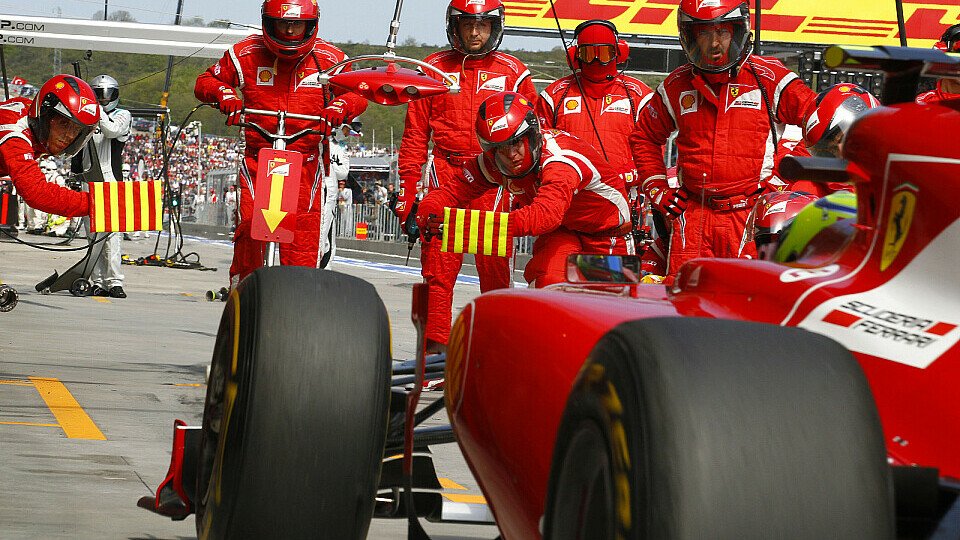 Massa grübelt über Boxenstopp-Fehler nach, Foto: Pirelli