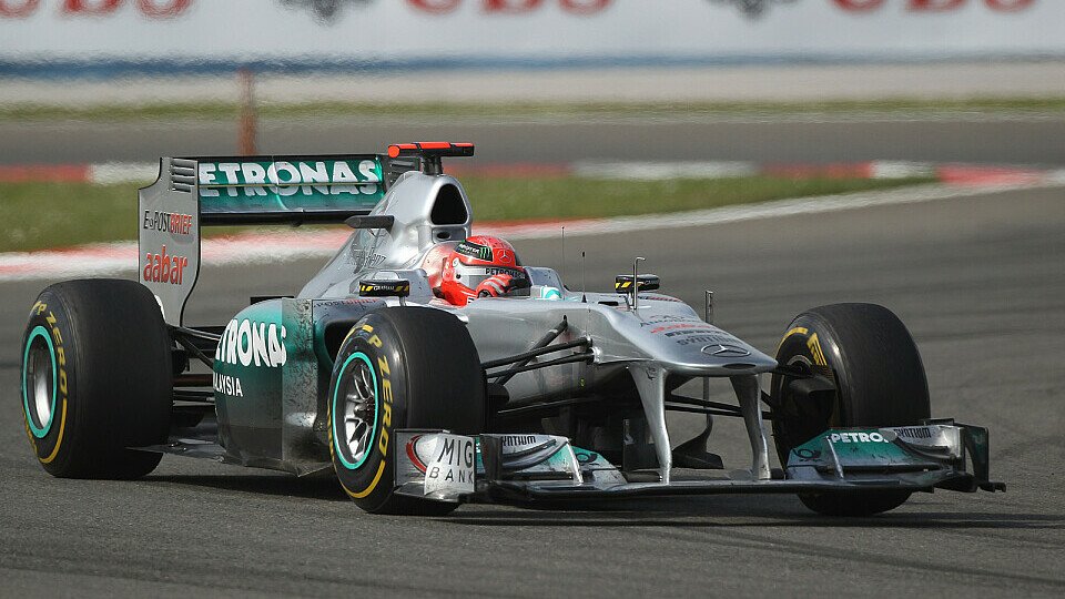 Schumacher nimmt Rosberg als Referenz, Foto: Sutton