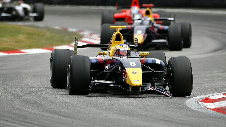 Jean-Eric Vergne darf sich über zehn zusätzliche Punkte freuen, nachdem ihm der Sieg in Monza zugesprochen worden ist, Foto: WS by Renault
