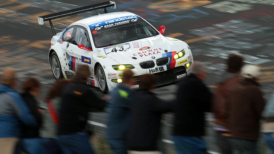 Andy Priaulx muss beim 24-Rennen auf dem Nürburgring aussetzen, Foto: Jan Brucke/VLN