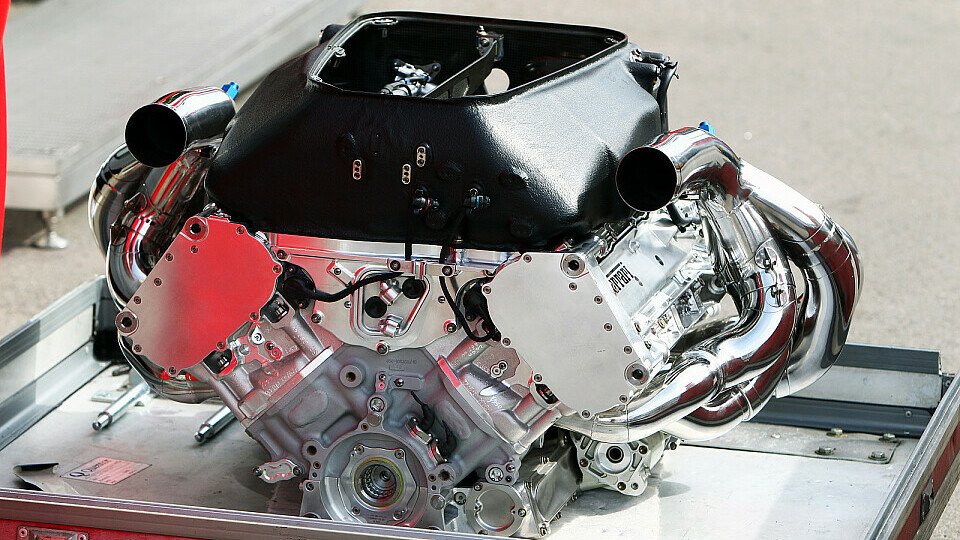 Nun scheint eine einvernehmliche Lösung für das neue Motorenkonzept gefunden - ab 2014 soll mit 1,6 Liter V6-Turbomotoren gefahren werden, Foto: Sutton