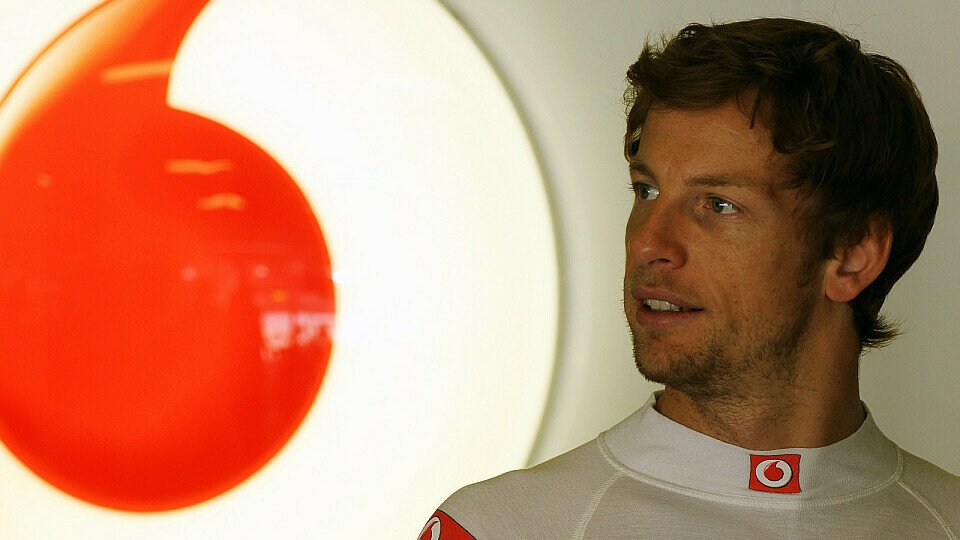 Jenson Button glaubt an ein gutes Rennen, Foto: Sutton