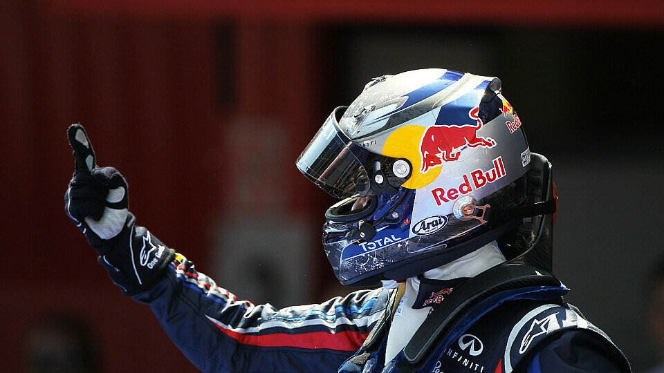 Vettel gewann in Barcelona nach hartem Kampf, Foto: Sutton