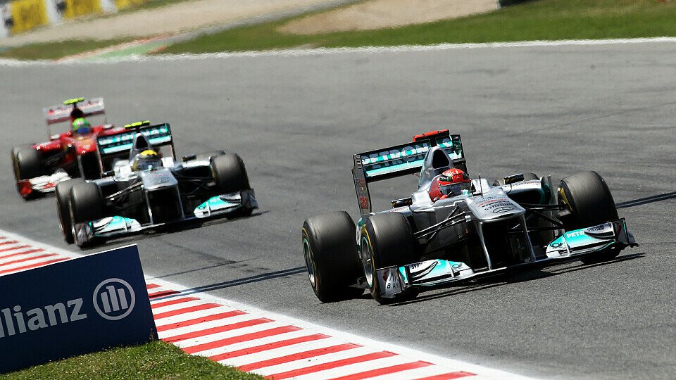 Michael Schumacher und Nico Rosberg belegten in Barcelona die Plätze 6 und 7, Foto: Sutton