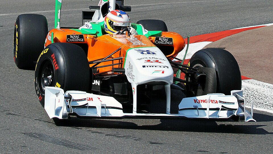Di Resta hatte im zweiten Freien Training ein Getriebeproblem, Foto: Sutton Di Resta hatte im zweiten Freien Training ein Getriebeproblem, Foto: Sutton