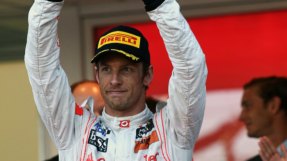 Am Ende reichte es nur für Platz drei - dabei war der Sieg für Jenson Button durchaus möglich, Foto: Sutton Am Ende reichte es nur für Platz drei - dabei war der Sieg für Jenson Button durchaus möglich, Foto: Sutton