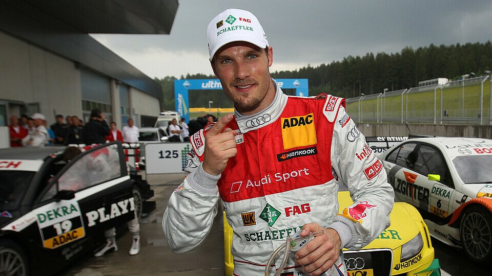 Martin Tomczyk freute sich sehr über seine erste Pole seit fast zwei Jahren, Foto: Audi