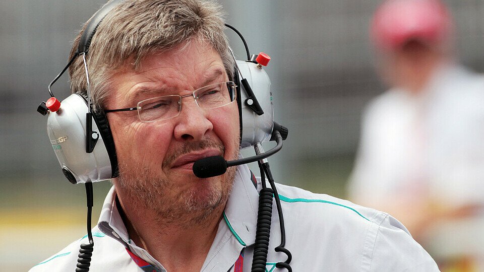 Ross Brawn muss mit Mercedes noch ordentlich zulegen, Foto: Sutton