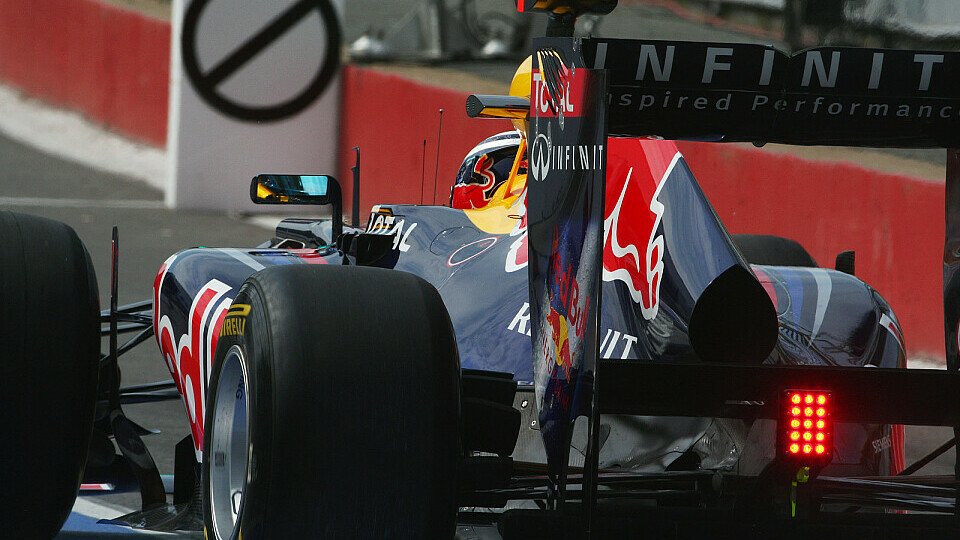 Red Bull hat sich die Idee des angeblasenen Diffusors zunutze gemacht, Foto: Sutton